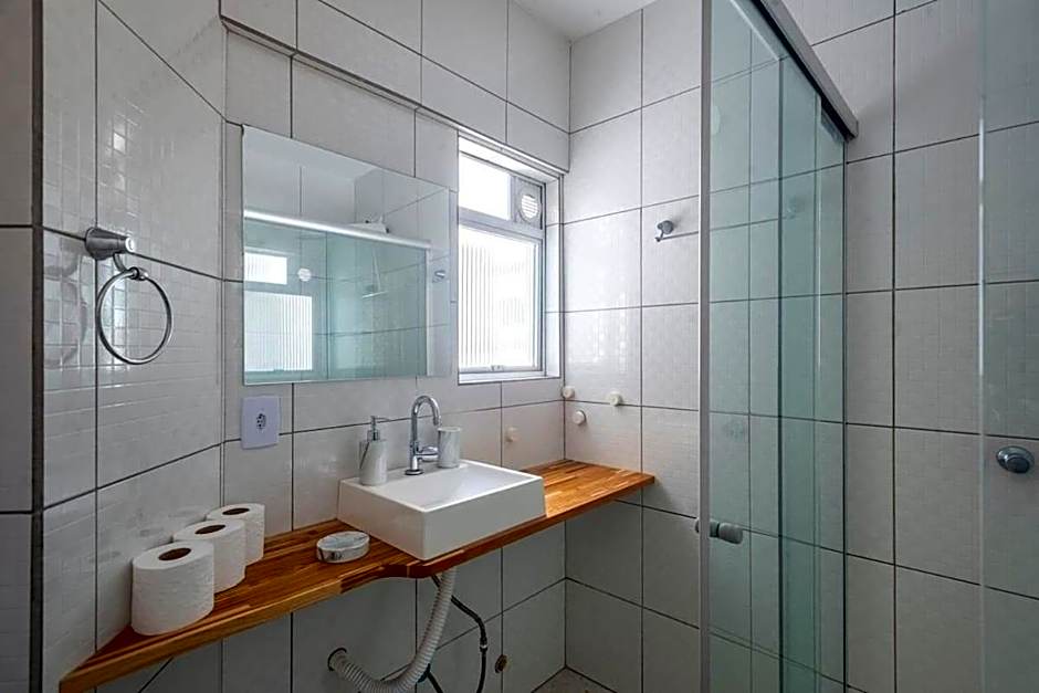 ITNC024- Apê com 4 quartos na Av. Atlântica de BC