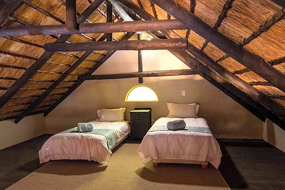 Lions Rock Rapids - Lodge