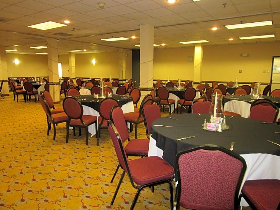 Atrium Hotel And Suites Dfw Airport