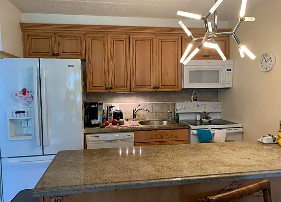 Kihei Kai Nani 112 freshly remodeled