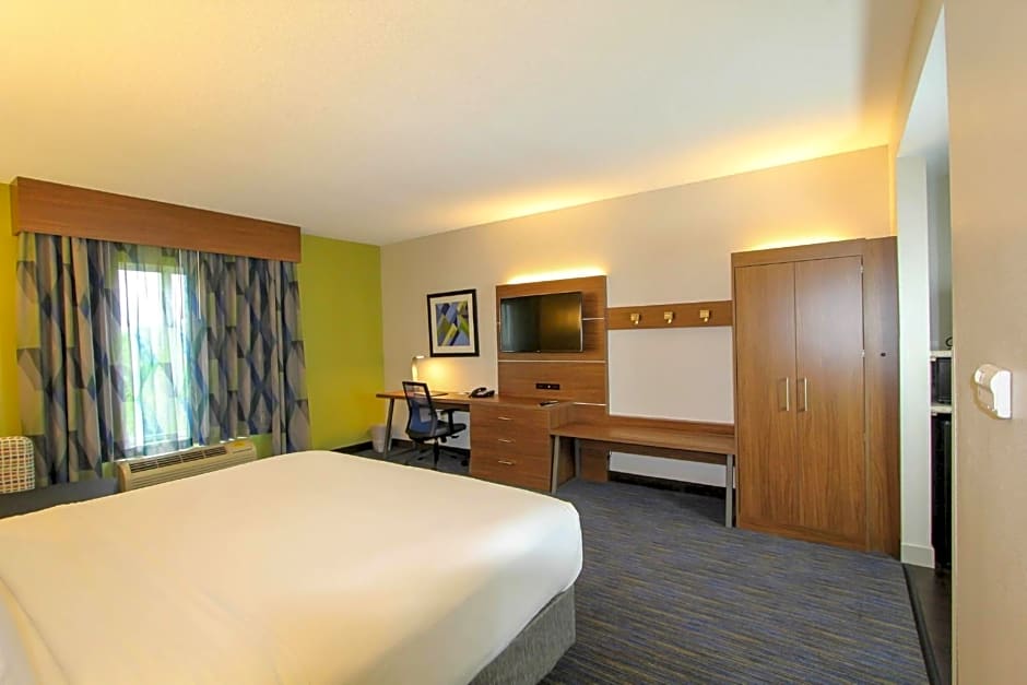 Holiday Inn Express Hotel & Suites Charleston - North By IHG