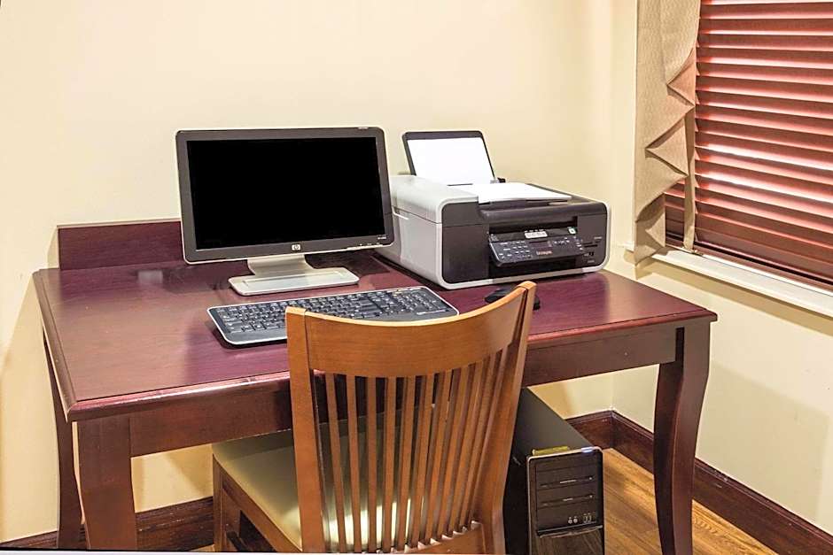 Country Inn & Suites by Radisson, Gurnee, IL