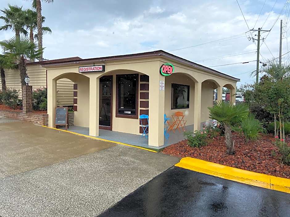 Savannah Inn and Suites Extended Stay