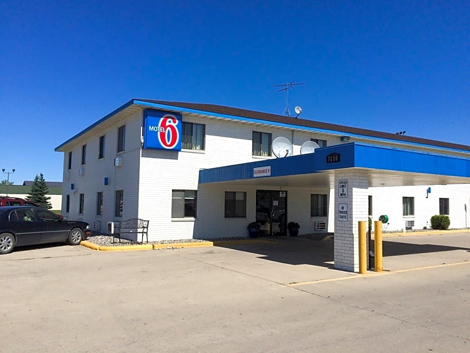 Motel 6-Fargo, ND - South