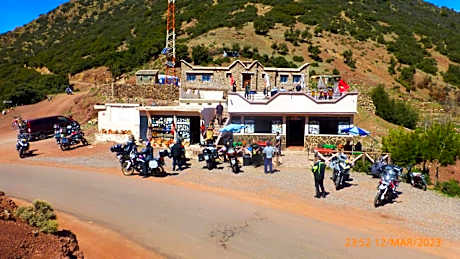 Tizintest LA HAUTE VUE 2100M - Hôtel Restaurant