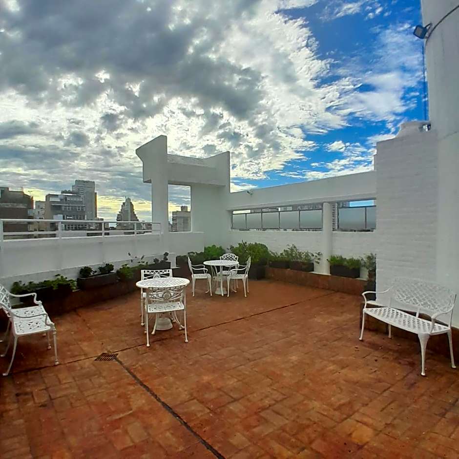 Urquiza Apart Hotel & Suites