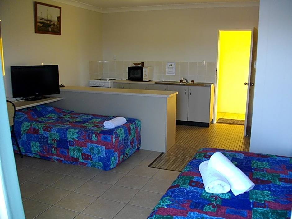 Kurrimine Beach Motel