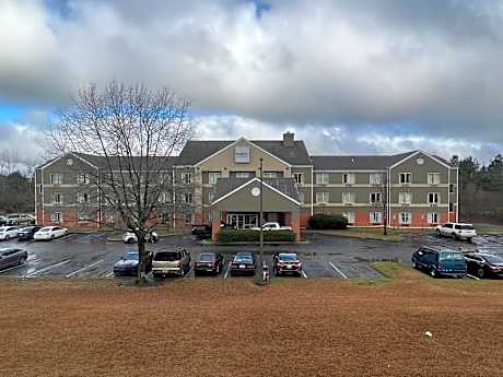 Budgetel Inns & Suites