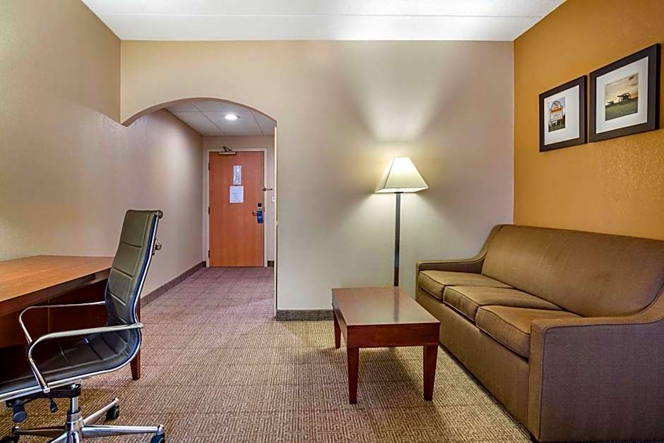 Comfort Suites Hagerstown Southeast