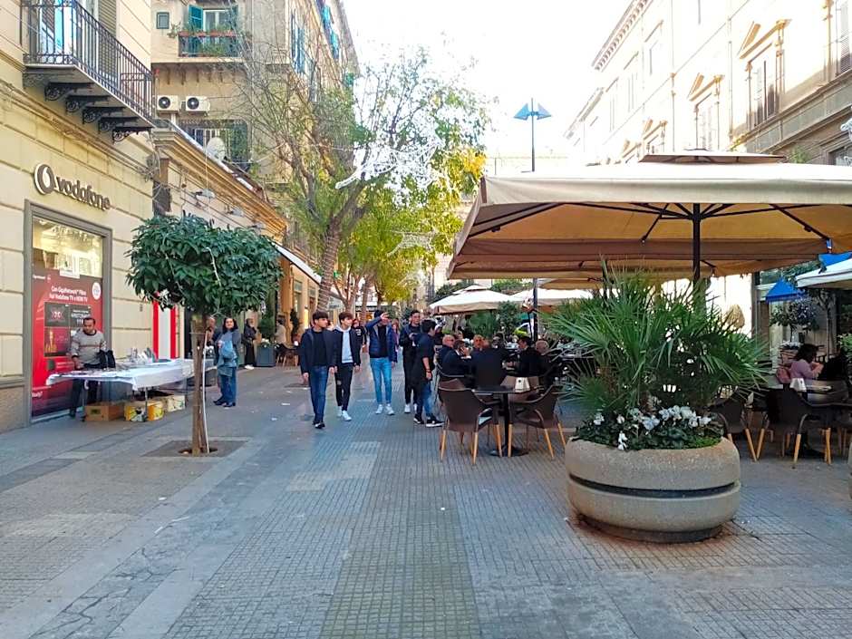 Ariston Petit Hotel