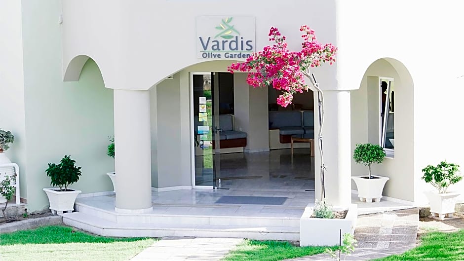Vardis Olive Garden Hotel