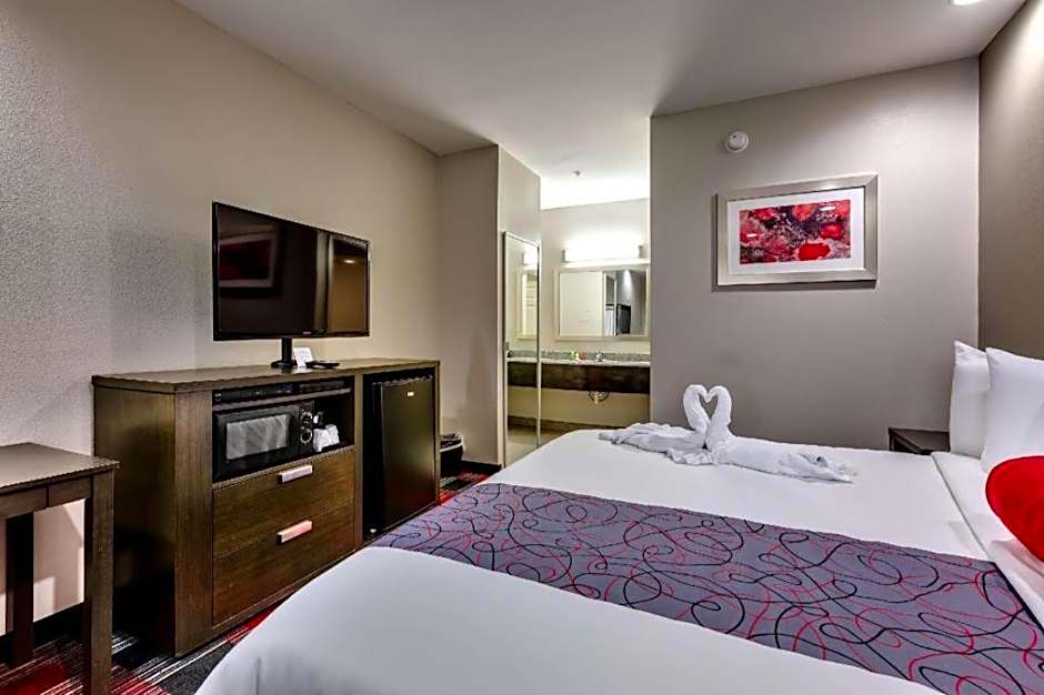 Americas Best Value Inn & Suites IAH Airport North