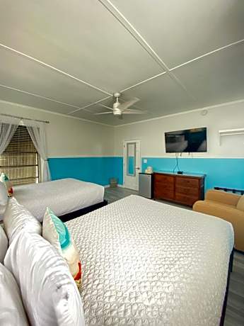 Quadruple Room with Private External Bathroom