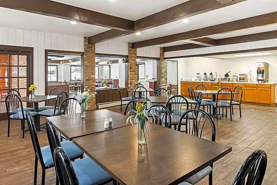 Econo Lodge Manistee