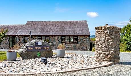 Glan Morfa Lodge Retreat