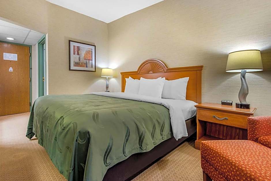 Quality Inn & Suites Mansfield