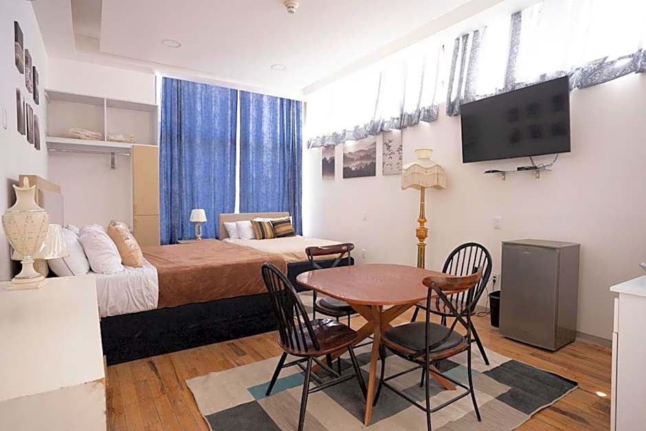 Hotel Emma