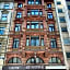 Carlton Hotel