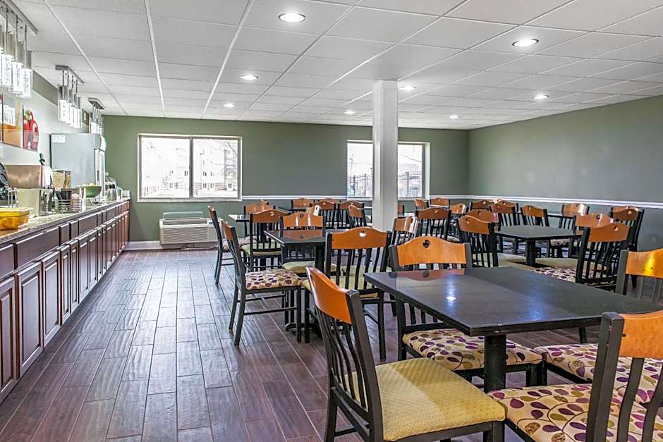 Quality Inn Scottsburg