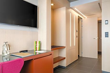 Two Connecting Double Rooms