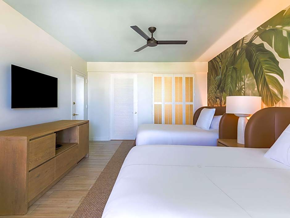 Photo 1 of 6 of Superior 2 Queen Beds