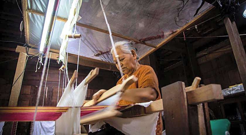 Thongtarin Hotel (SHA Plus)