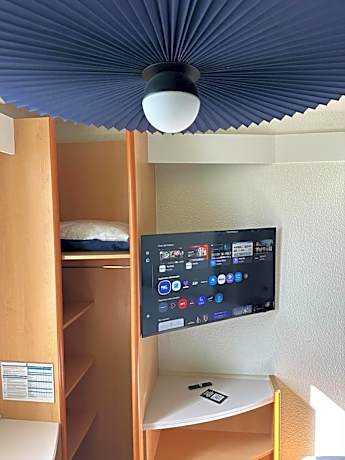 Two side by side rooms (not connected)