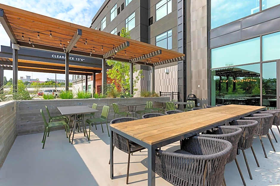 Cambria Hotel Austin Airport