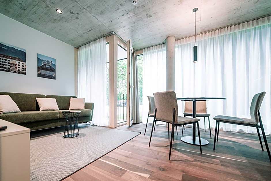 Blackhome Innsbruck City South I contactless check-in