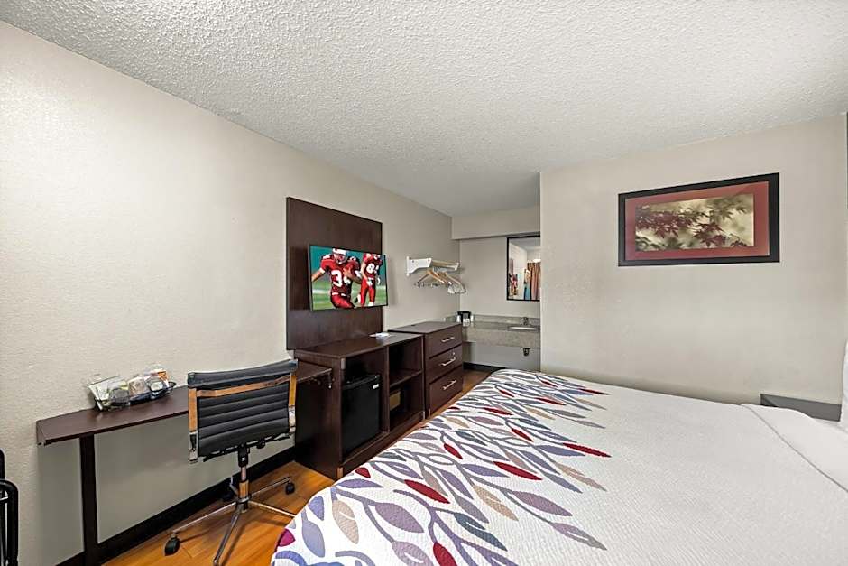Red Roof Inn Dallas - DFW Airport North