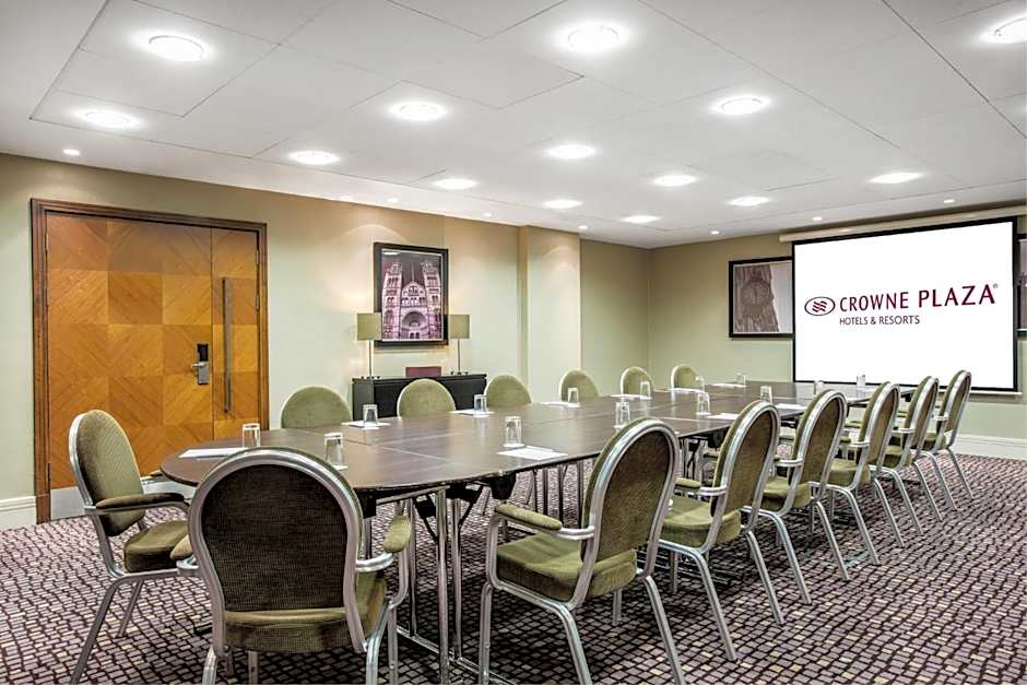 Crowne Plaza London Ealing By IHG