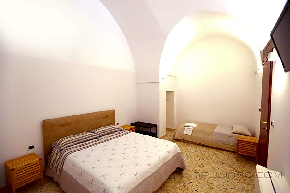 Photo 1 of 22 of 1 Bedroom Apartment, Ground Floor