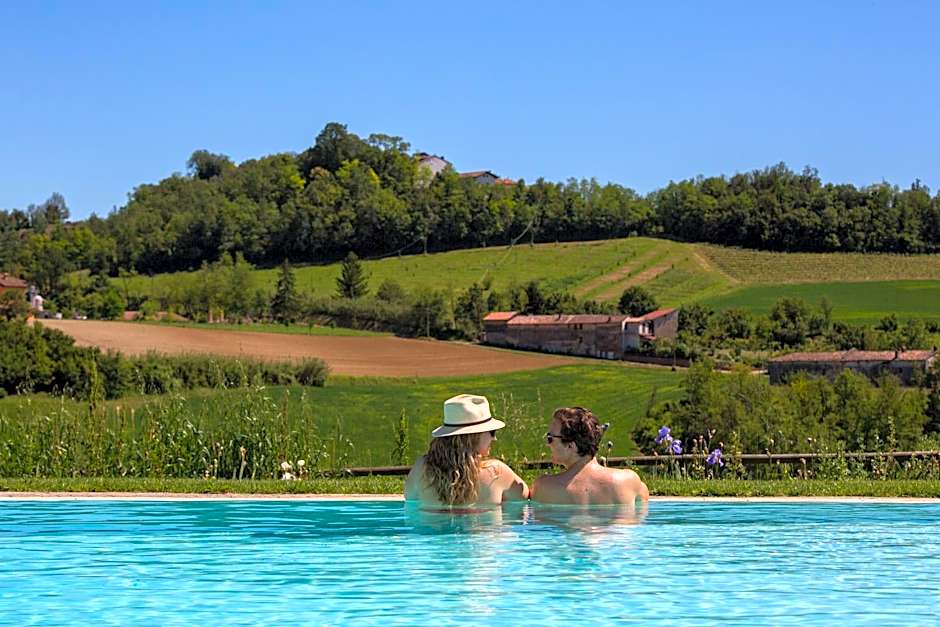 Spinerola Hotel in Cascina & Restaurant Uvaspina