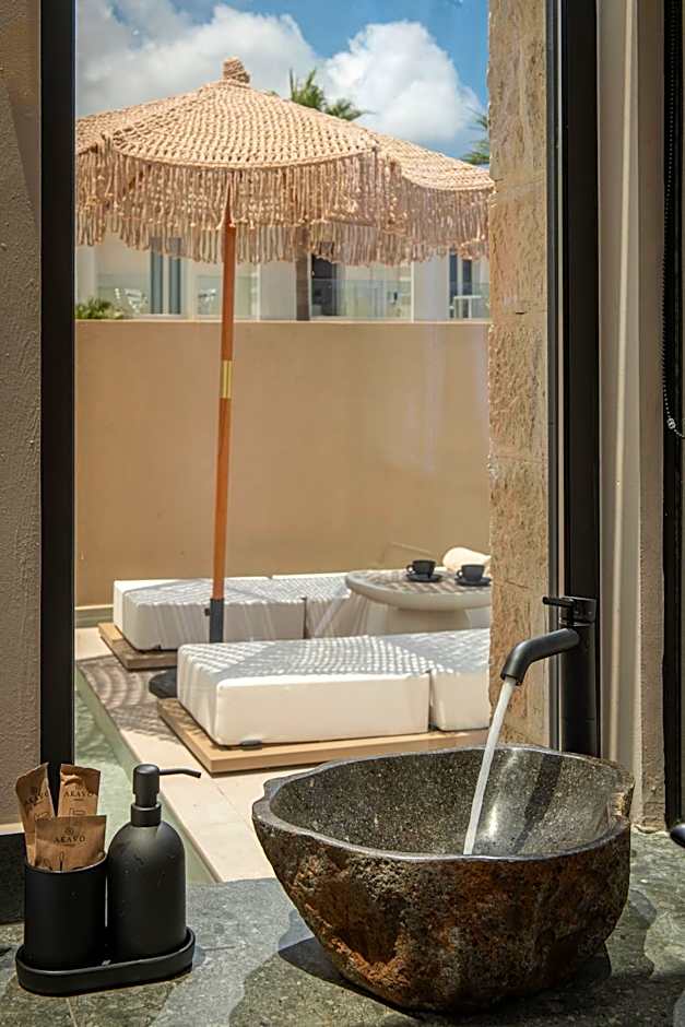Socrates Hotel & Villas Malia Beach