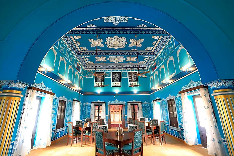 Bloom Boutique I Lake Pichola