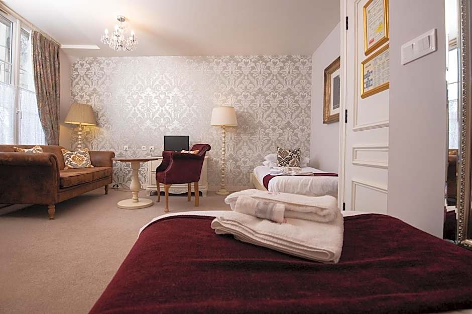 Logis Hotel De France