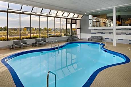 Delta Hotels by Marriott Edmonton South Conference Centre