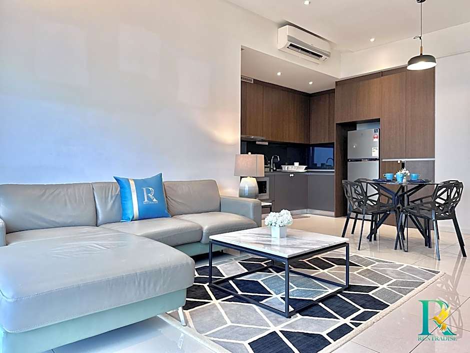 Grand Medini Suites by RR JBcity