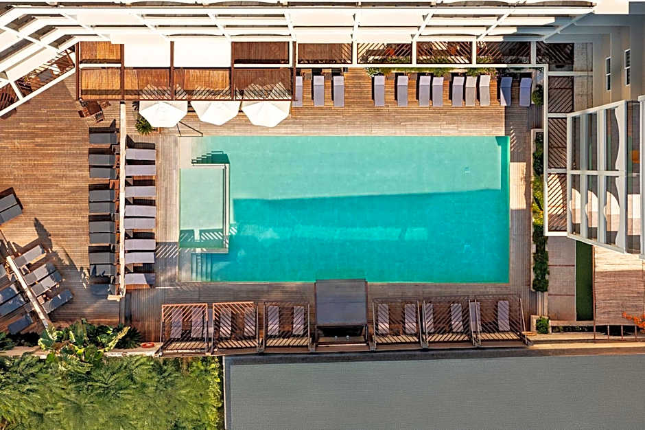 Athineon Hotel