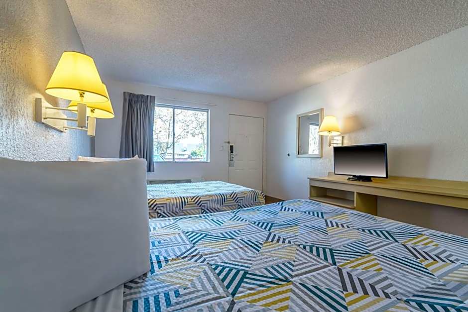 Motel 6 Hayward, CA- East Bay