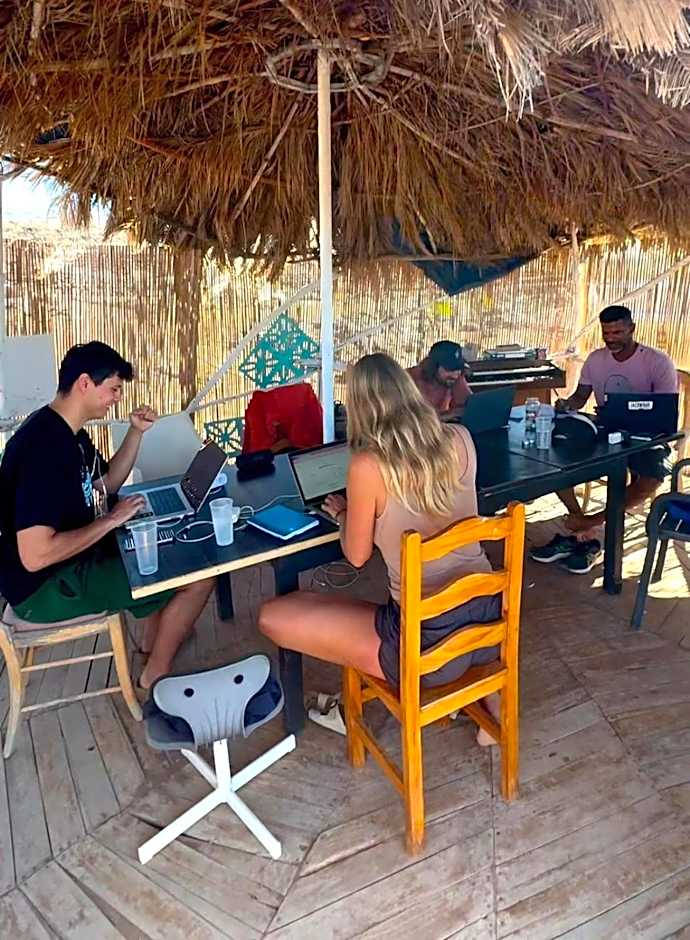 Adeje - TwinFin Hostel & Surf Yoga Camp