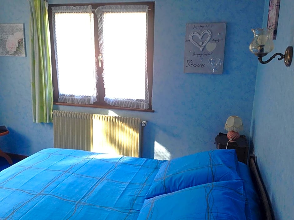 Chambres d'hôtes et Gîte chez Martine