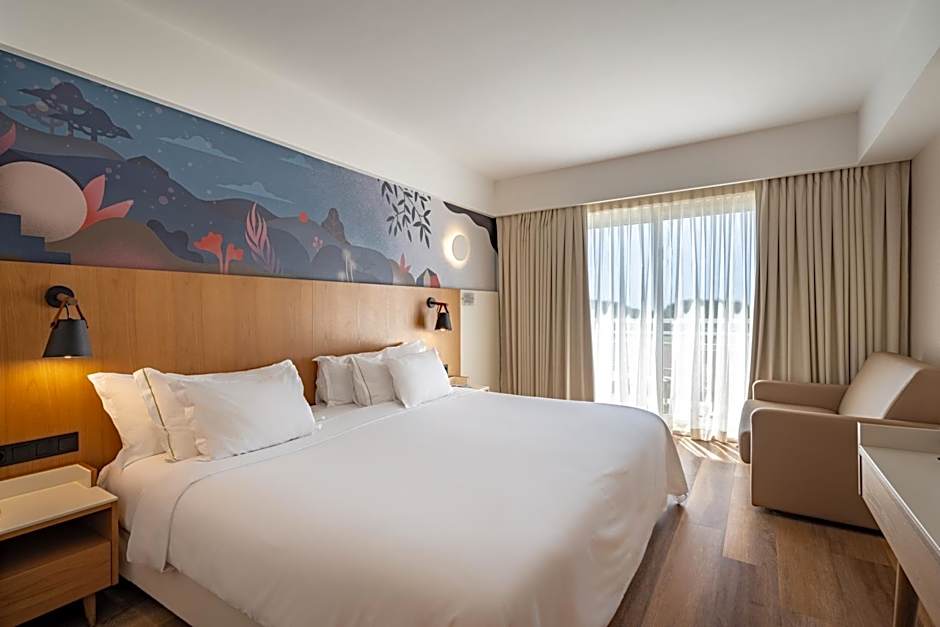 Onyria Quinta da Marinha Hotel