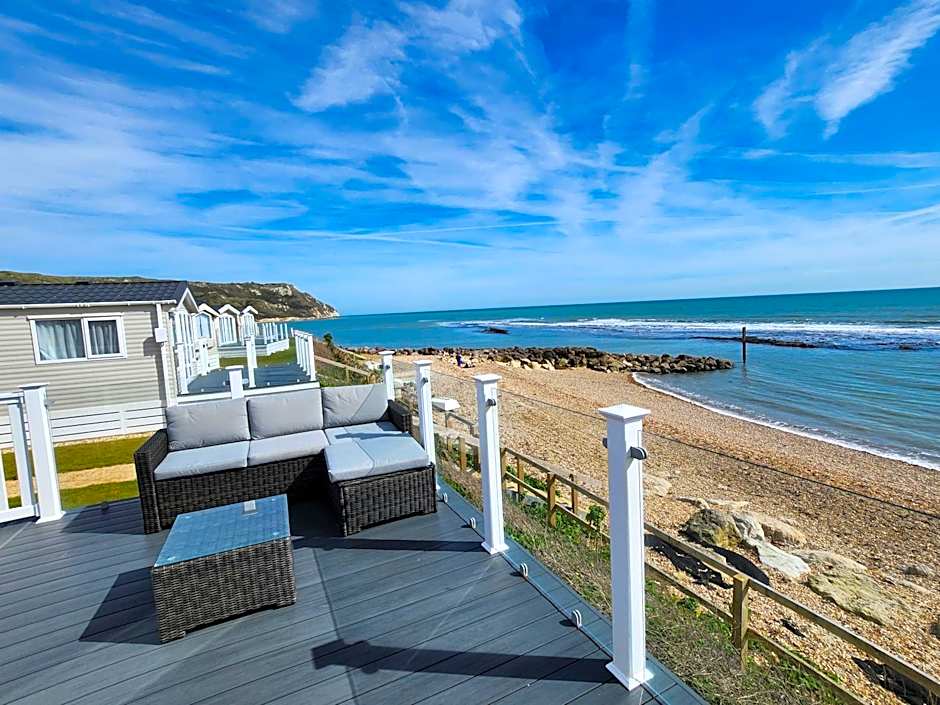 Europa Willow Pitch 29 Creek Caravan Park dog friendly