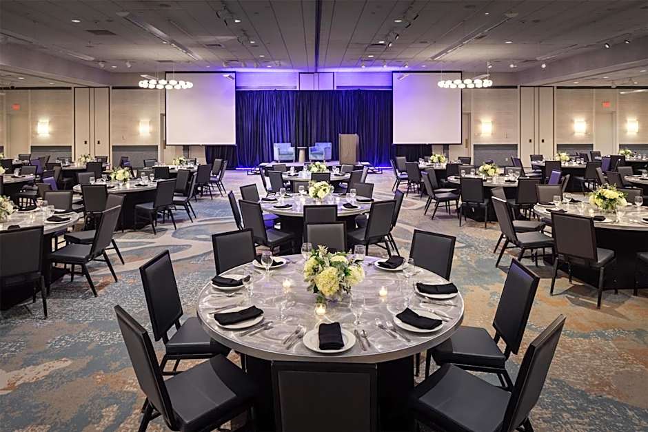 DoubleTree by Hilton Hotel Boston-Andover