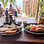 Aluna Beach Apartments