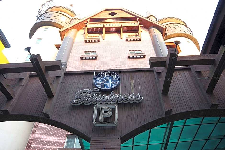 Cheonan Business Hotel
