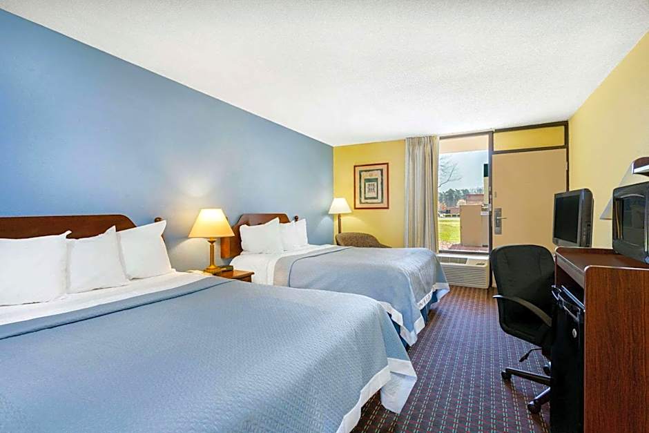 Days Inn by Wyndham Mocksville