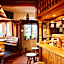 Hotel "Cafe Verkehrt" - Wellcome Motorbiker, Berufsleute und Reisende im Schwarzwald