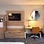 La Quinta Inn & Suites by Wyndham Lexington Park - Patuxent